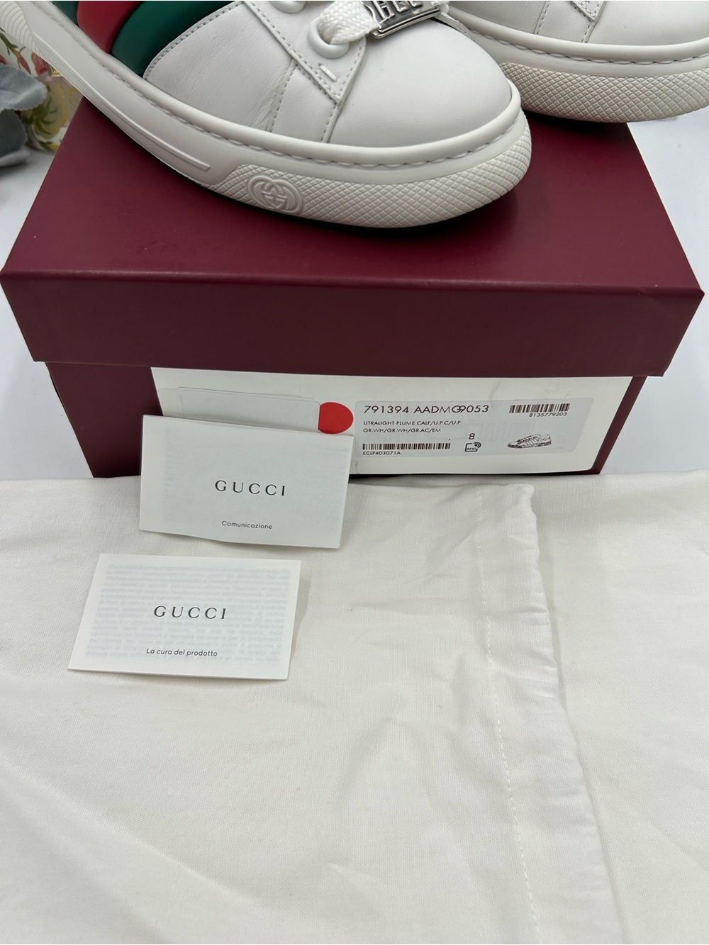 Men's Gucci ACE size 8 fits 9 US Leather sneakers with Green & Red Web Stripe - Picture 3 of 10